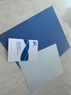 বিকাশকারী ছাড়াই প্রসেসহীন মুদ্রণ প্লেট 0.15 মিমি / 0.30 মিমি বেধ 18 মাস বৈধতা এবং 100,000-200,000 ছাপ চালানোর দৈর্ঘ্য